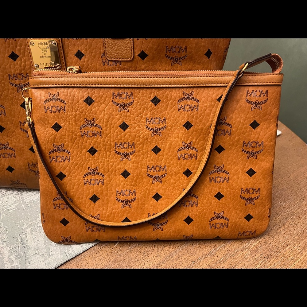 MCM Pouchette Authentic